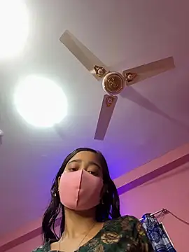 maya-Couple19 online show from 04-14-26, 06:02