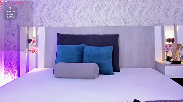 celeste sc0tt online show from 09-11-25, 01:22