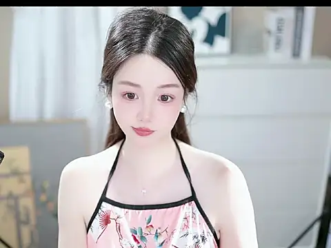 abbyli12 online show from 10-24-25, 03:33