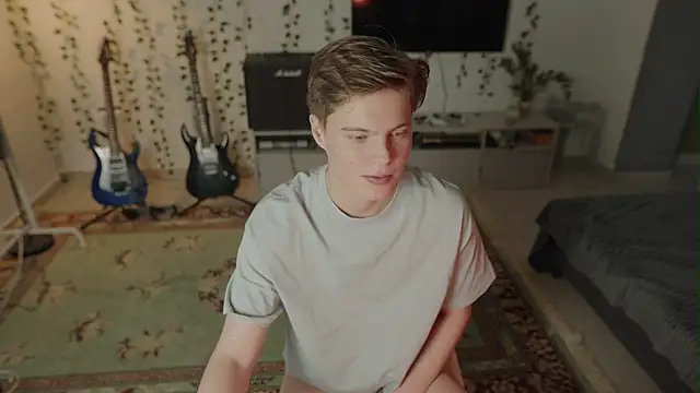 RusBradPitt online show from 01-17-26, 02:20