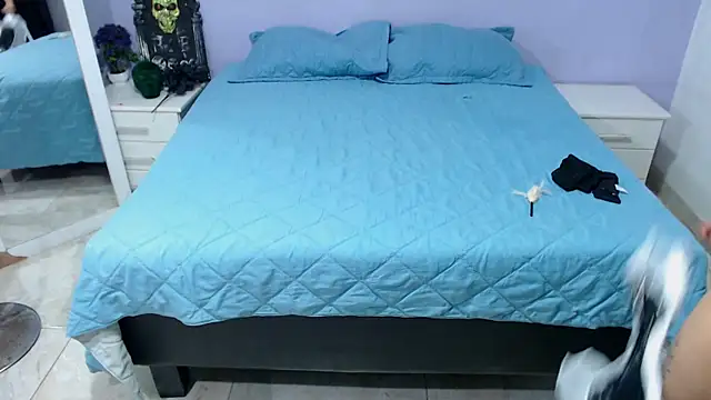 onixandghosty1 online show from 10-30-25, 07:11