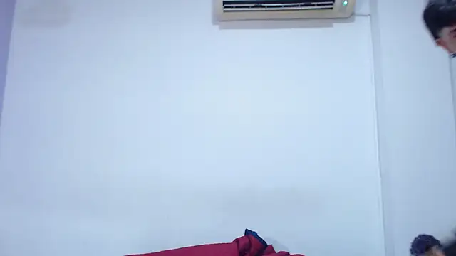 onixandghosty1 online show from 03-11-26, 06:57