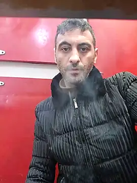 Snapshot of mahdiDido chatting on 11-22-25, 09:46 mahdiDido online show from 11-22-25, 09:46