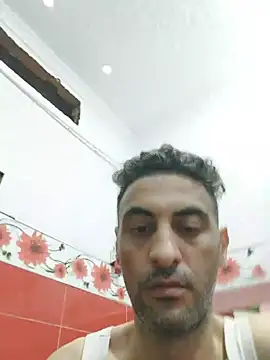 Snapshot of mahdiDido chatting on 07-23-26, 02:09 mahdiDido online show from 07-23-26, 02:09