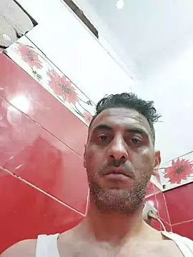 Snapshot of mahdiDido chatting on 05-26-26, 01:04 mahdiDido online show from 05-26-26, 01:04