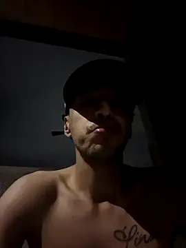 Santi2323xxX online show from 02-08-26, 03:26