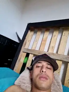 Santi2323xxX online show from 03-20-26, 07:04