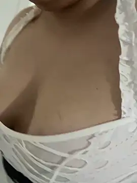 inked nekoo online show from 10-30-25, 08:06