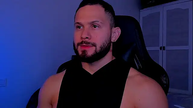 andrewcorey1 online show from 10-08-25, 05:42