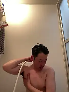 Snapshot of shin0689 chatting on 03-11-26, 12:43 shin0689 online show from 03-11-26, 12:43