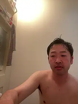 Snapshot of shin0689 chatting on 05-03-26, 01:11 shin0689 online show from 05-03-26, 01:11
