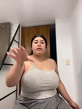 Tokio Sakura online show from 11-28-25, 01:50