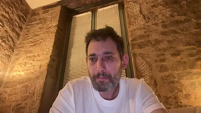 Snapshot of tamtamat46 chatting on 02-06-26, 06:37 tamtamat46 online show from 02-06-26, 06:37