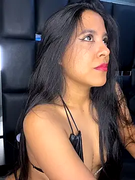 Kendra C online show from 11-13-25, 01:20