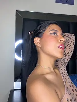 Kendra C online show from 11-23-25, 03:16