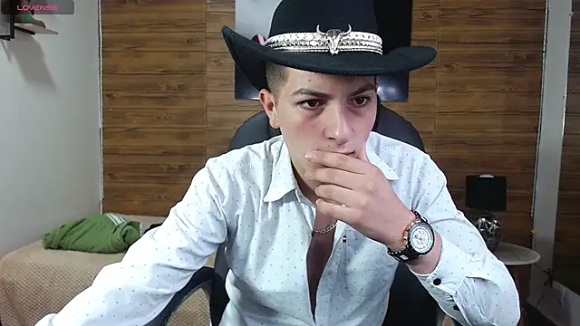 taner king online show from 10-31-25, 03:14