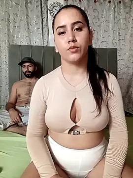 HOTEXTREMCOUPLE online show from 11-27-25, 03:18