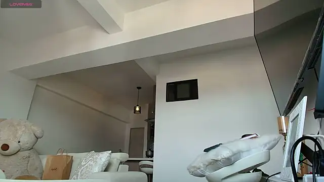 brunothompson3 online show from 11-05-25, 08:45