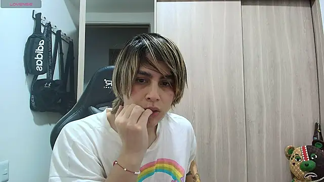 brunothompson3 online show from 10-11-25, 10:05