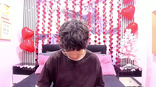 Desire Ecstasy online show from 02-14-26, 03:07