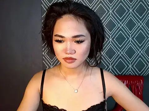 hugesignificant 69 online show from 10-04-25, 01:51