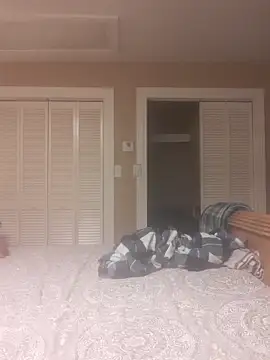 Gearsuit online show from 02-15-26, 06:07