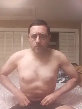 Gearsuit online show from 12-22-25, 03:50