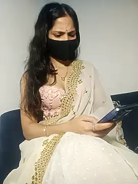 TheSassyGirl7 online show from 11-04-25, 06:01