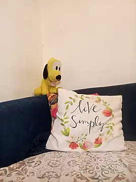 TheSassyGirl7 online show from 04-14-26, 06:57