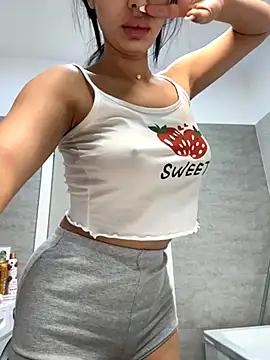 Bella Vixen  online show from 11-28-25, 09:37