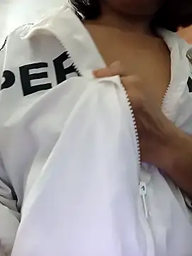 Thaohoa love online show from 11-19-25, 08:20