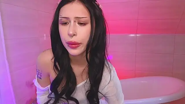 venomeowww   online show from 03-10-26, 04:38