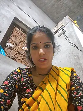 Snapshot of Riya_jaan12 chatting on 06-16-26, 01:44 Riya jaan12 online show from 06-16-26, 01:44