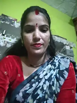 Snapshot of Riya_jaan12 chatting on 06-15-26, 04:45 Riya jaan12 online show from 06-15-26, 04:45