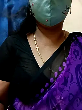 Snapshot of sushma26 chatting on 07-21-26, 05:31 sushma26 online show from 07-21-26, 05:31