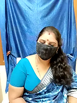 Snapshot of sushma26 chatting on 10-12-25, 05:14 sushma26 online show from 10-12-25, 05:14