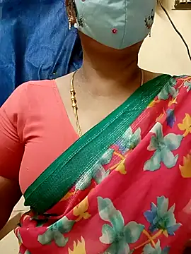 Snapshot of sushma26 chatting on 07-25-26, 07:16 sushma26 online show from 07-25-26, 07:16