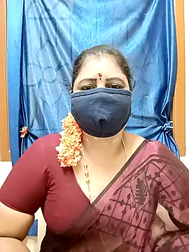 Snapshot of sushma26 chatting on 09-11-25, 05:18 sushma26 online show from 09-11-25, 05:18