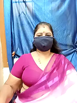 Snapshot of sushma26 chatting on 09-14-25, 04:57 sushma26 online show from 09-14-25, 04:57