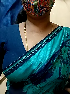Snapshot of sushma26 chatting on 07-19-26, 03:48 sushma26 online show from 07-19-26, 03:48