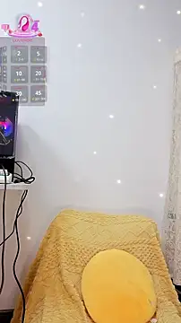 Sweetfeifei online show from 10-15-25, 06:11