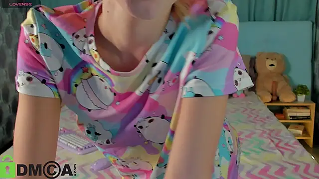 Aurora Bennet online show from 11-03-25, 12:38