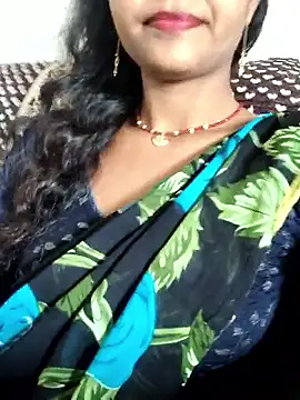 AnanyaKapoor89 online show from 09-17-25, 05:42