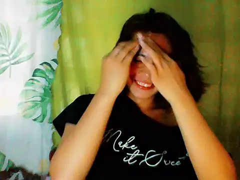 kera metina online show from 11-20-25, 04:13