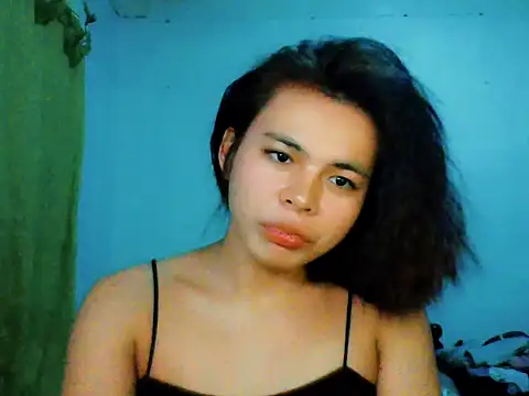 kera metina online show from 11-30-25, 03:18