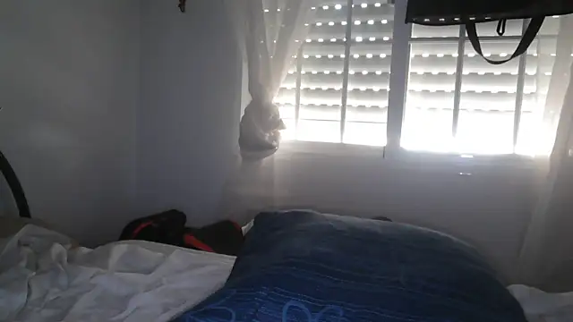 Snapshot of yumara351 chatting on 04-24-26, 10:28 yumara351 online show from 04-24-26, 10:28