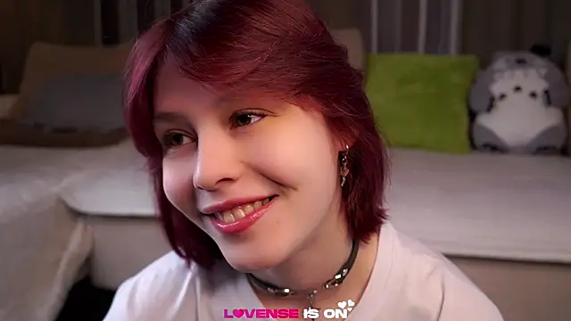 Snapshot of LurleneRamo chatting on 05-27-26, 01:04 LurleneRamo online show from 05-27-26, 01:04