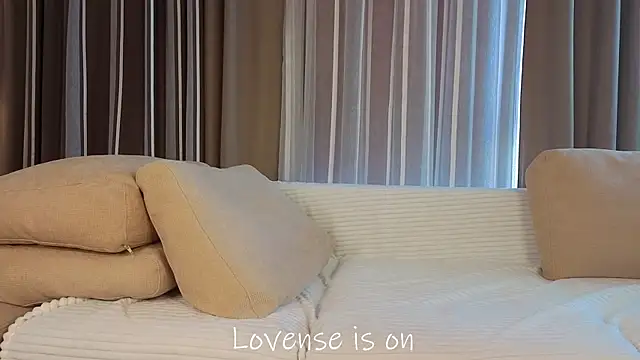 LurleneRamo online show from 03-02-26, 05:08