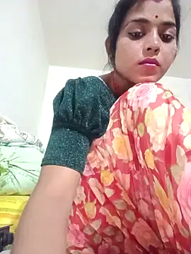 Snapshot of Rachna_Love chatting on 10-09-25, 01:22 Rachna Love online show from 10-09-25, 01:22