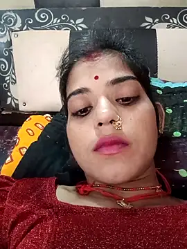 Snapshot of Rachna_Love chatting on 09-25-25, 03:45 Rachna Love online show from 09-25-25, 03:45